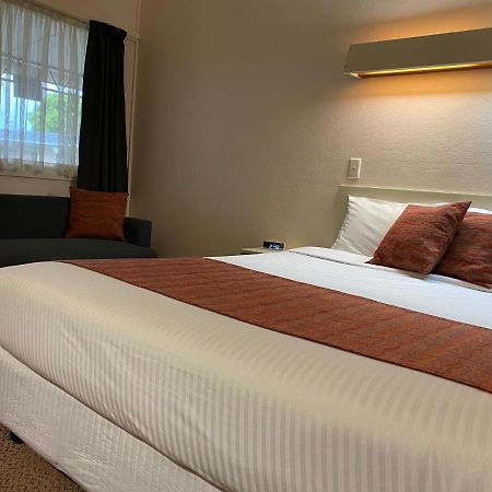 Ben Hall Motor Inn フォーブス エクステリア 写真