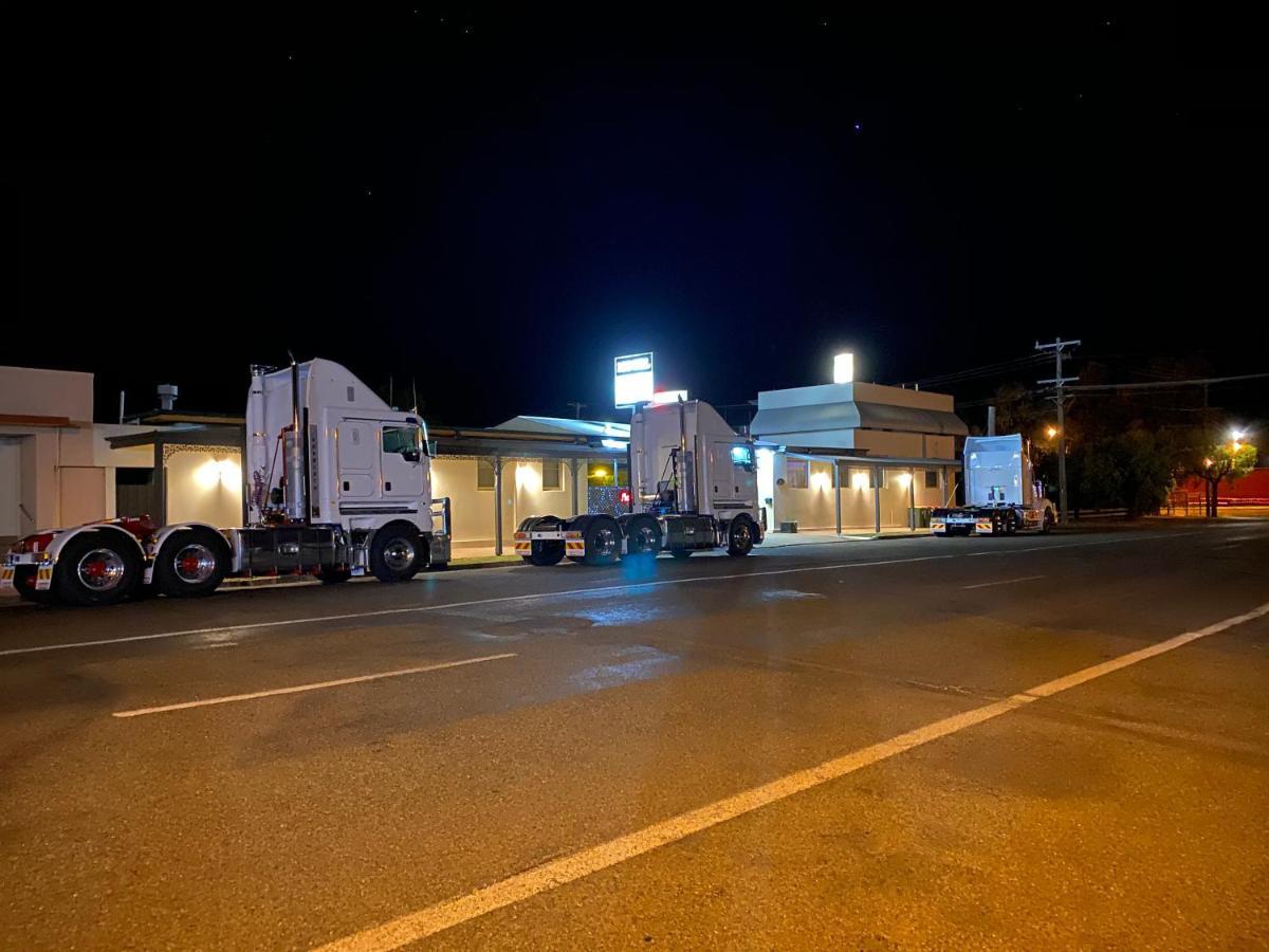 Ben Hall Motor Inn フォーブス エクステリア 写真