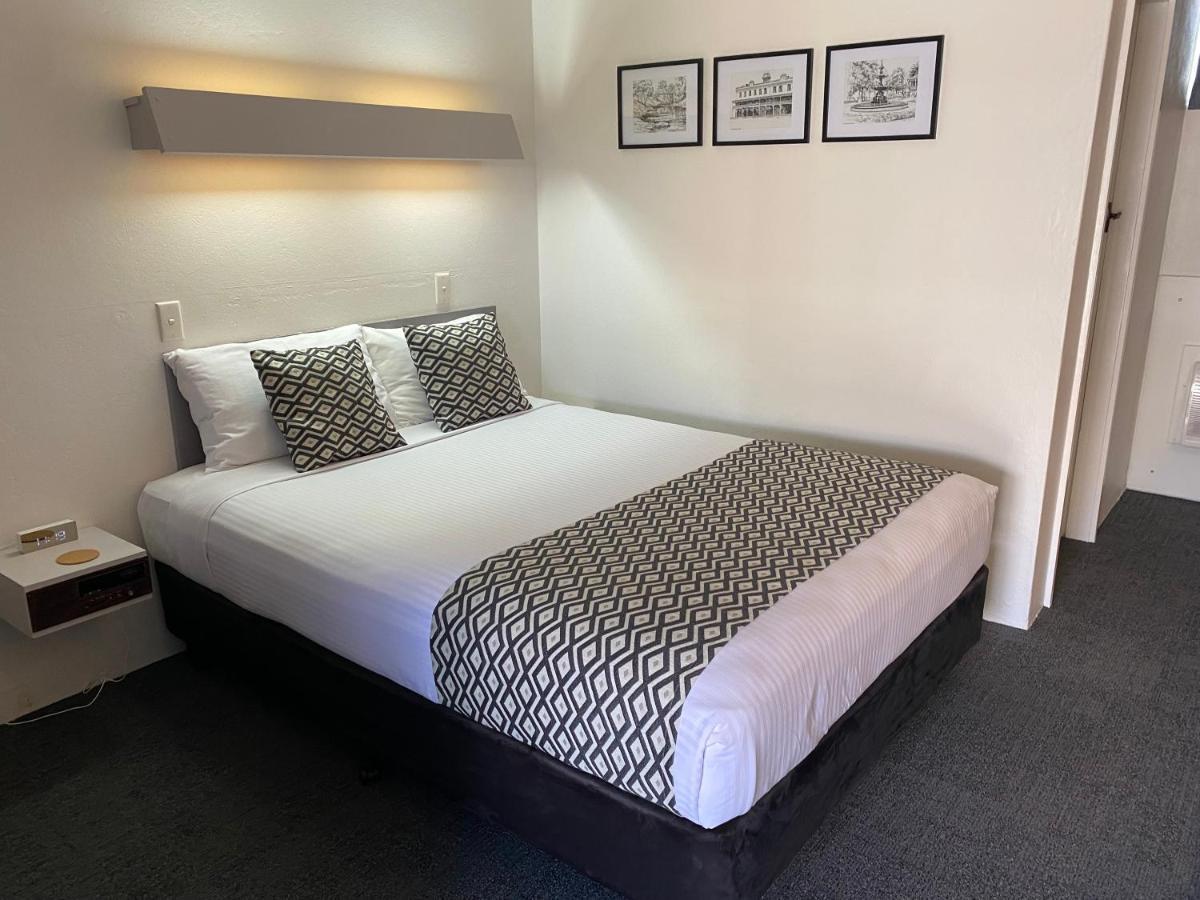 Ben Hall Motor Inn フォーブス エクステリア 写真