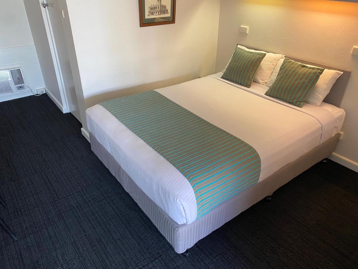 Ben Hall Motor Inn フォーブス エクステリア 写真