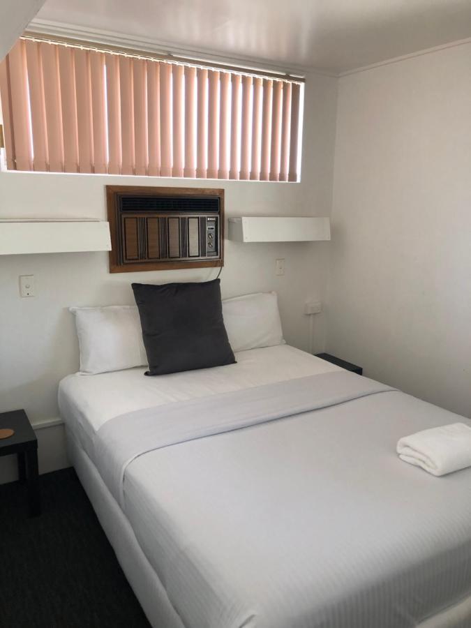 Ben Hall Motor Inn フォーブス エクステリア 写真